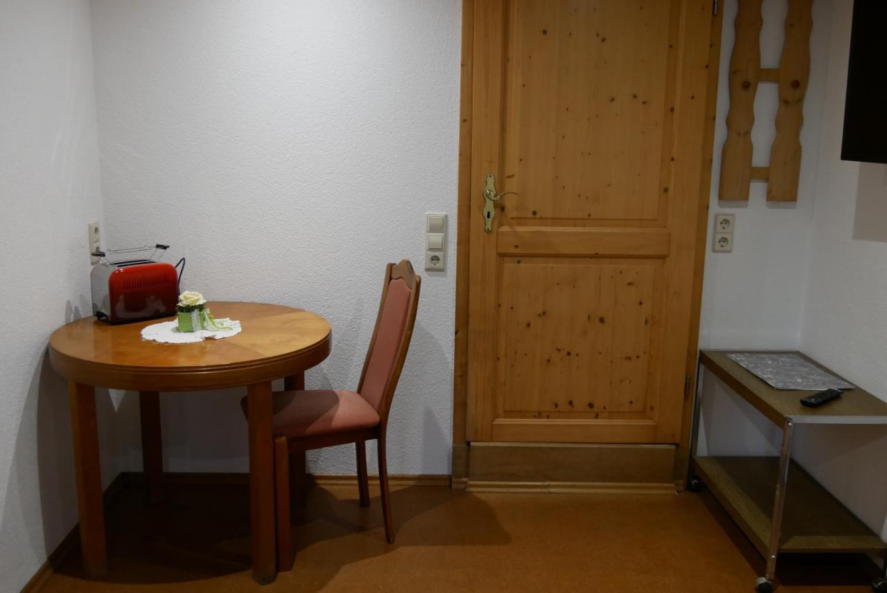 Ferienzimmer Niederstetten 外观 照片
